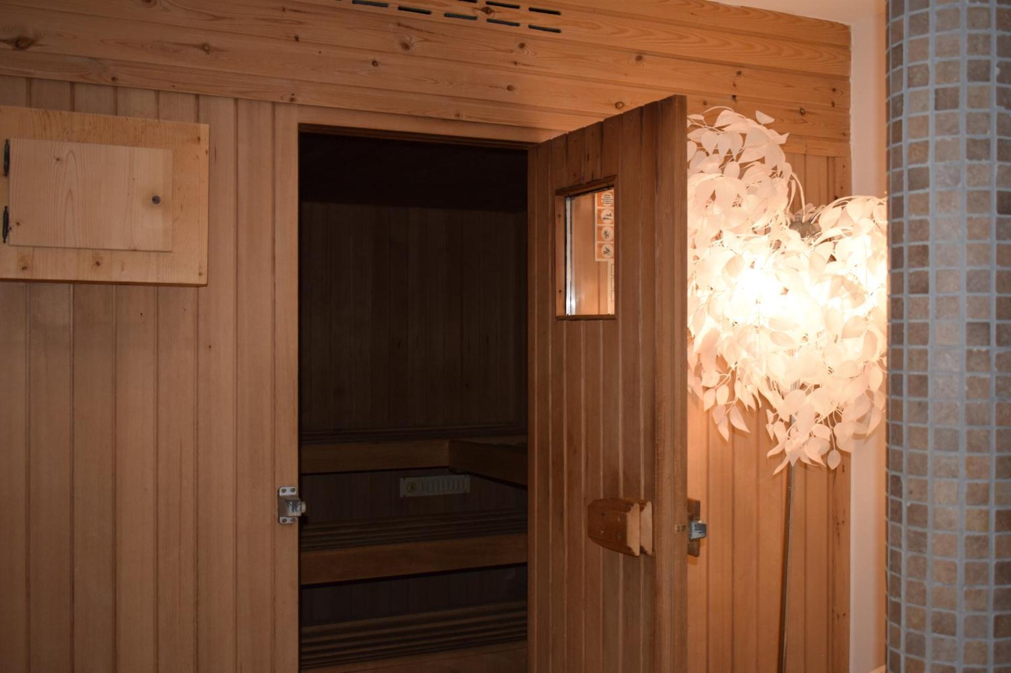 Smart Hotel Firn Мадонна Экстерьер фото